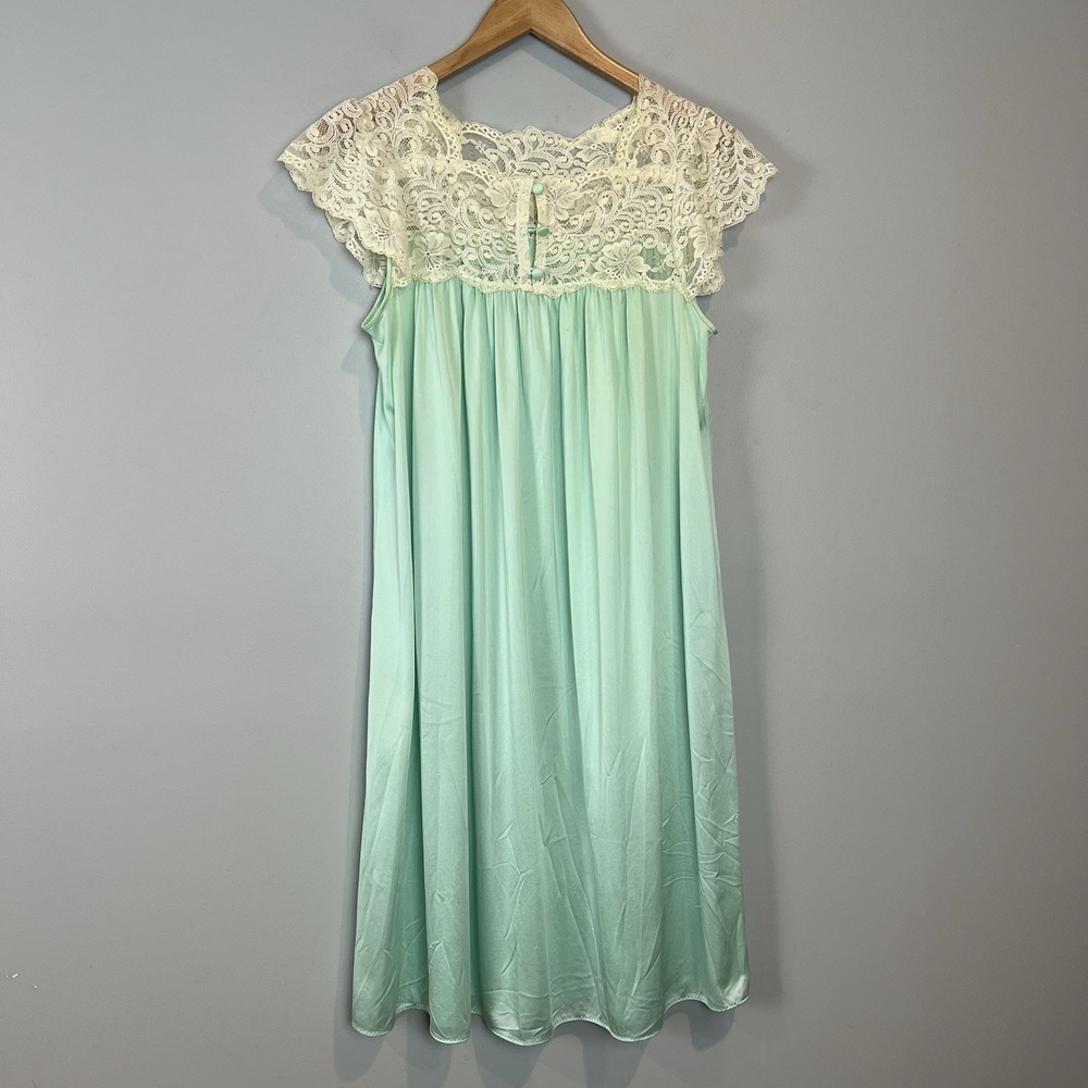 Shadowline Nightgown Womens Size Small Lace Aqua Green Vintage